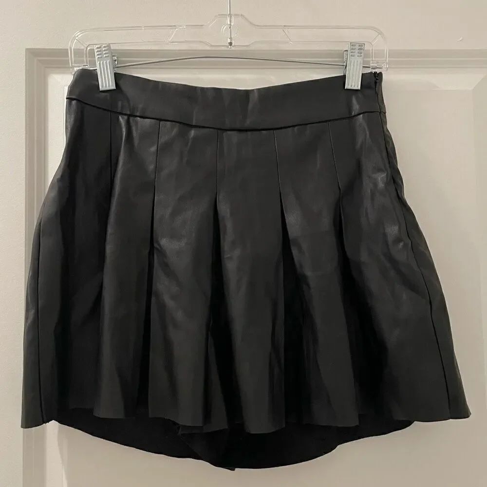Altar’d State Faux Leather Pleated Skort Size S